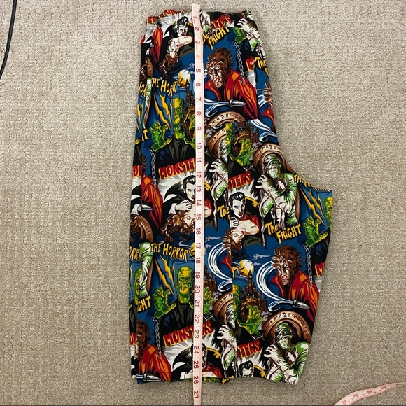 Vintage Monsters Cartoon Shorts - Picture 5 of 5